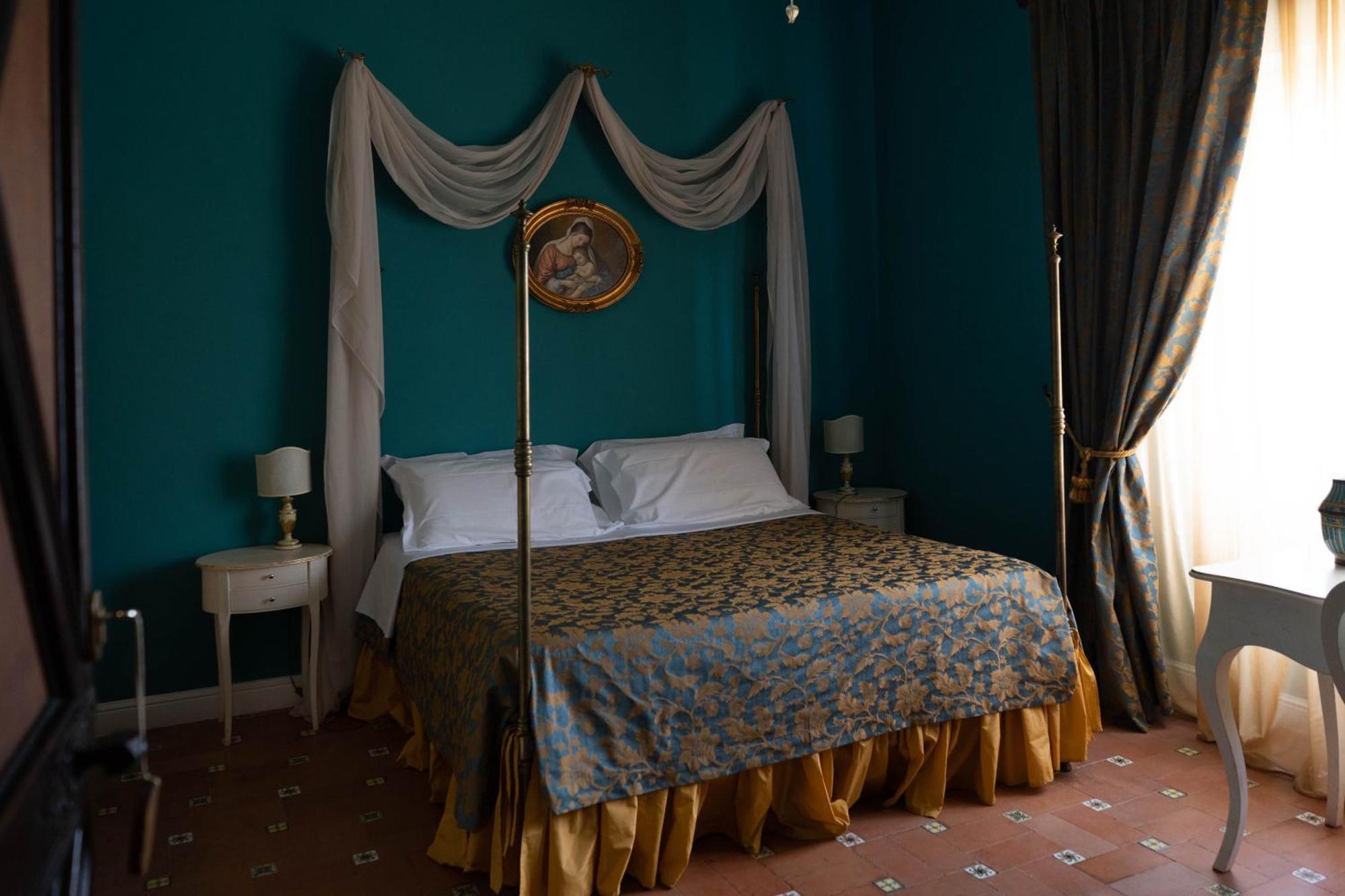 Dorata Hotel 3*